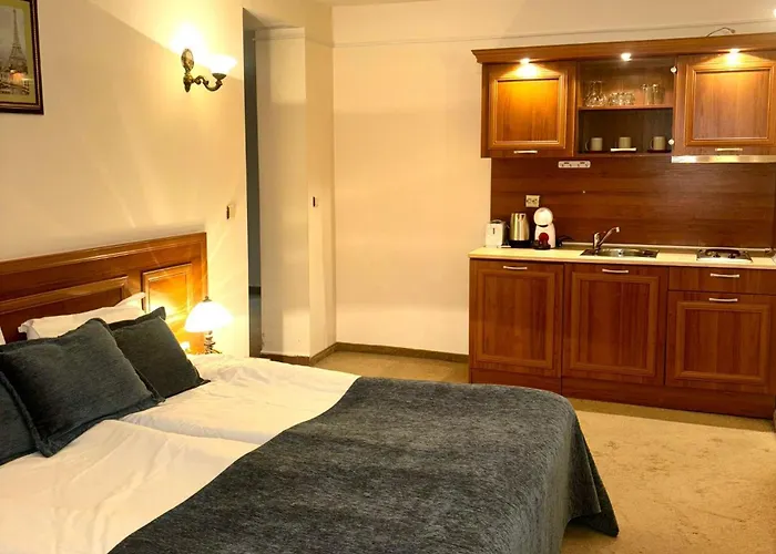 еmerald Complex Appartement *